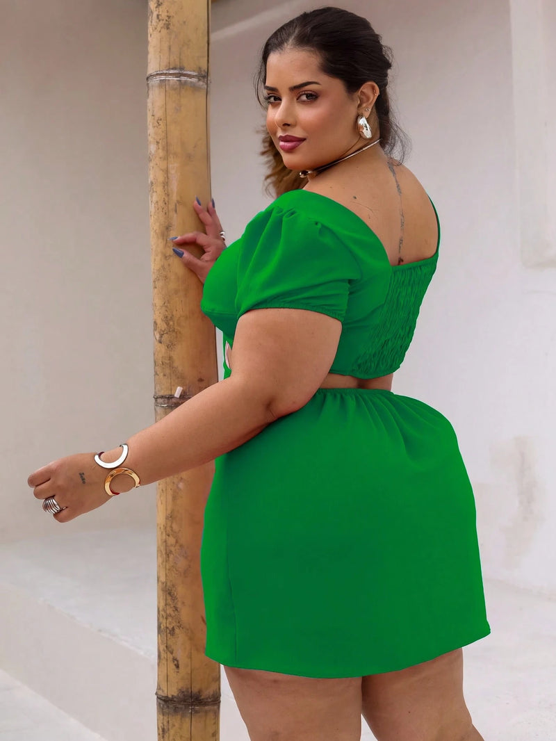 Vestido Feminino Plus Size Modelo Curto Verão Manga Princesa Romântico Primavera Verão Tecido Fresco e Confortável Tecido Duna Leve Tamanhos G1 e G2
