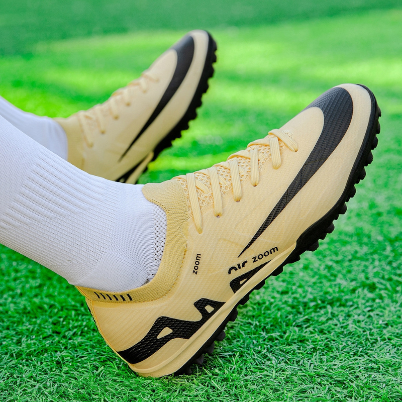 Chuteira de campo 2025 Novos Sapatos de Futebol AG de Cano Alto Com Pontas Longas Chuteiras de Treinamento Esportivo Tam